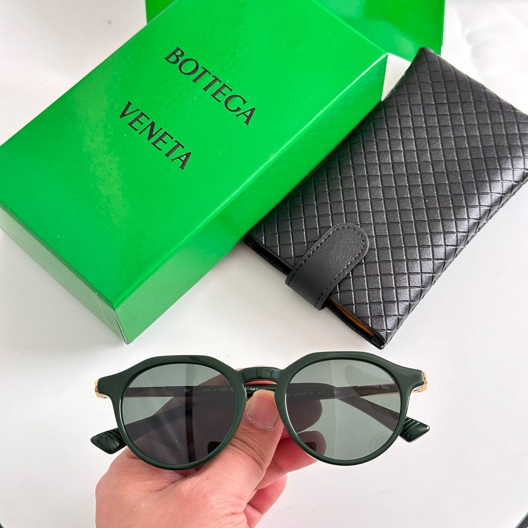 Bottega Veneta Sunglasses